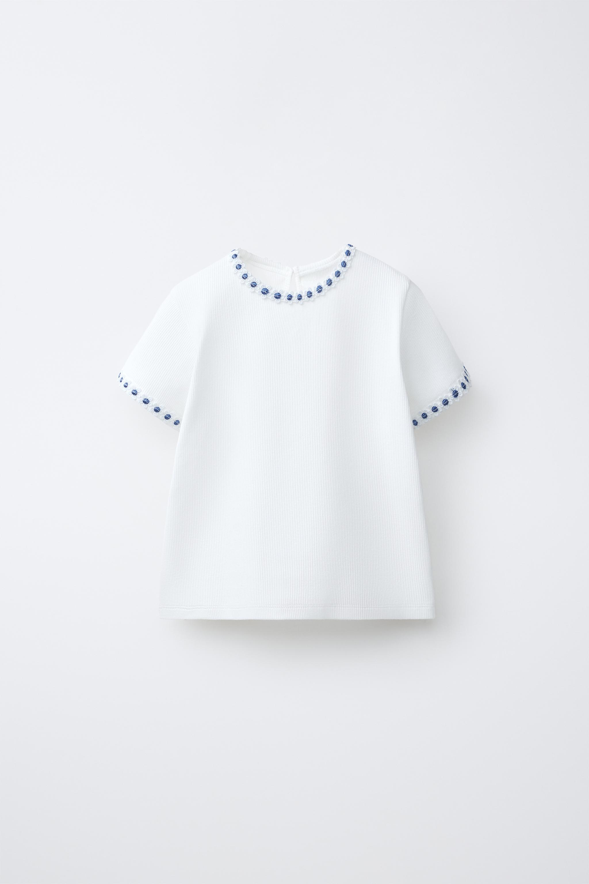 FLORAL T-SHIRT